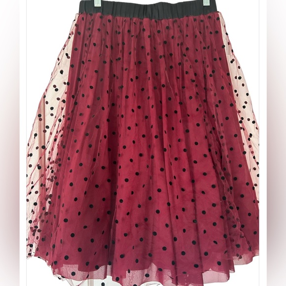 Draper James Dresses & Skirts - Draper James RSVP Burgundy Tulle Skirt